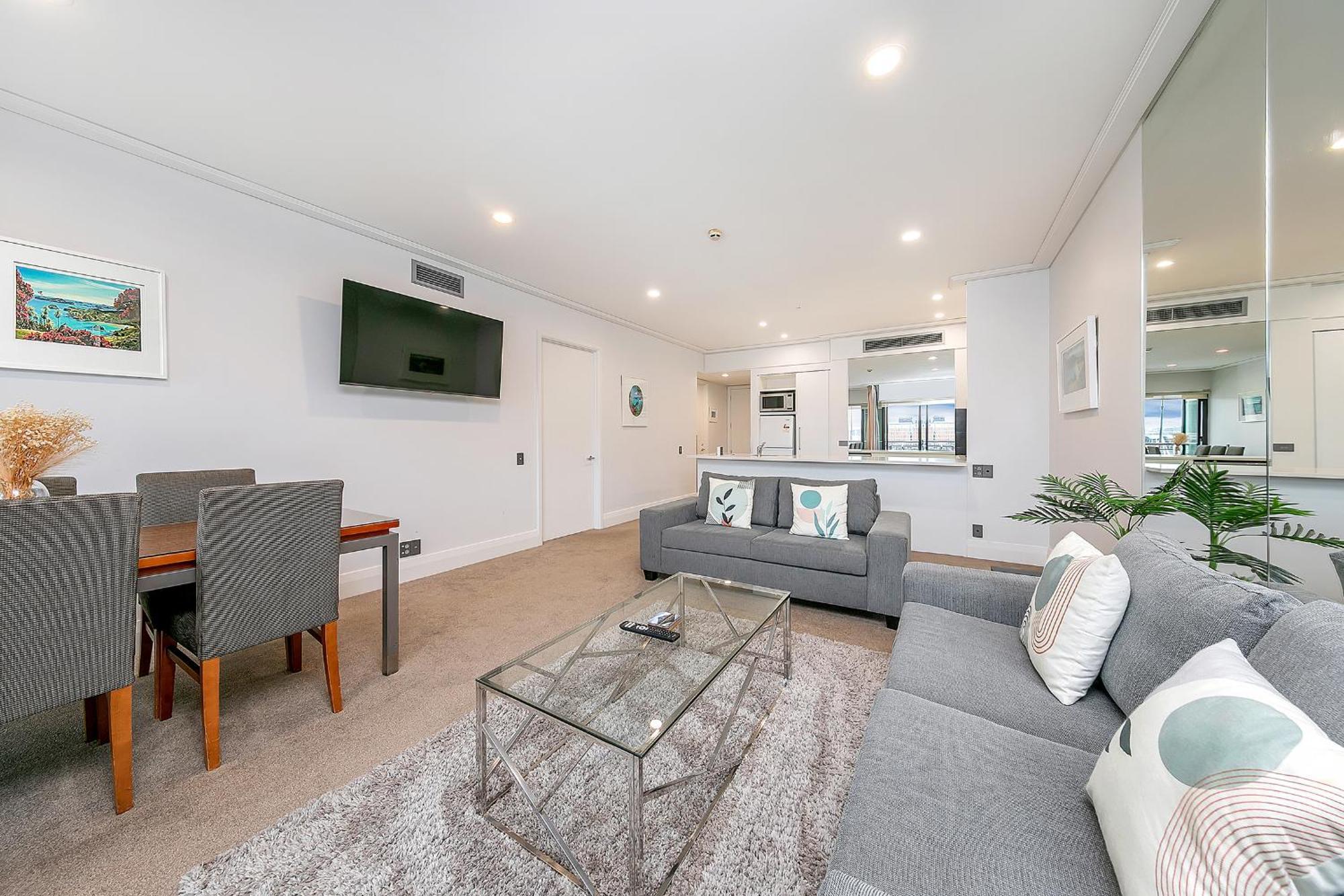Luxurious & Spacious Living With Breathtaking Views Auckland Bagian luar foto